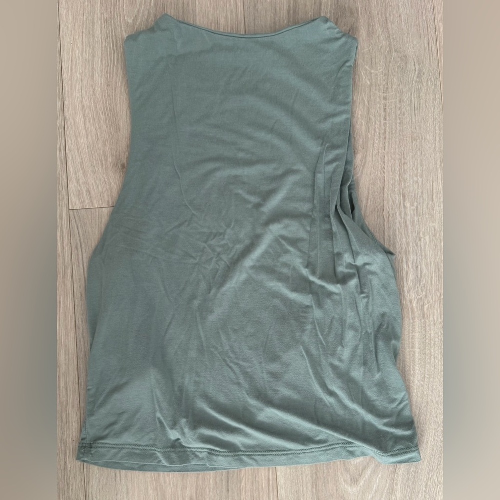 Final Touch Women's Muscle Tee Cropped - Picture 2 of 3